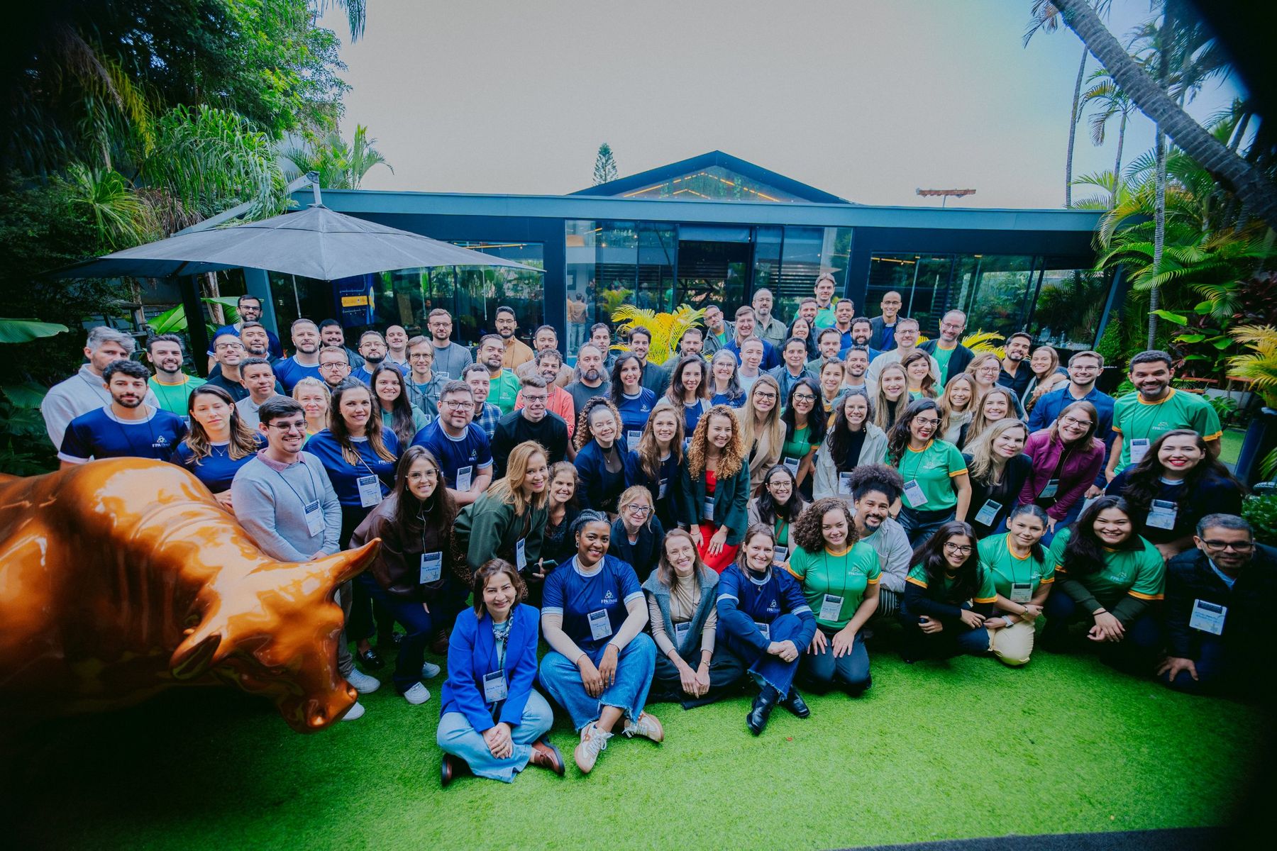 Participantes do Fórum FPA Brasil 2026 reunidos para a foto oficial